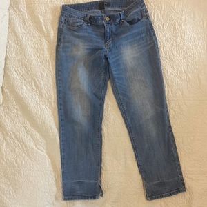 White House Black Market slim crop size 10
